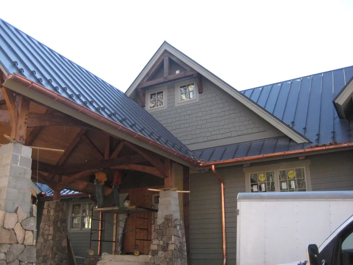 Craftsman Roofing team delivering quality roofing work in Rocky Acres